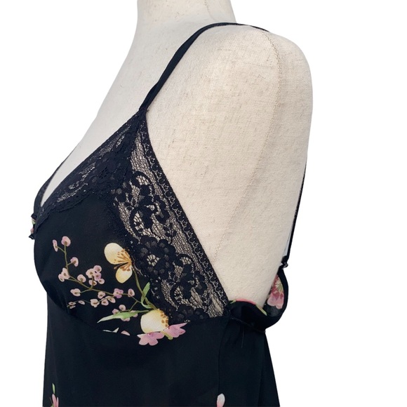 Oscar de la Renta Floral Chemise - Size Medium - Picture 10 of 11